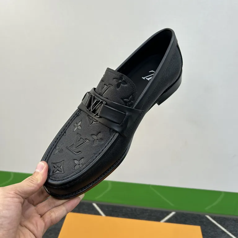 Louis Vuitton Shoe 